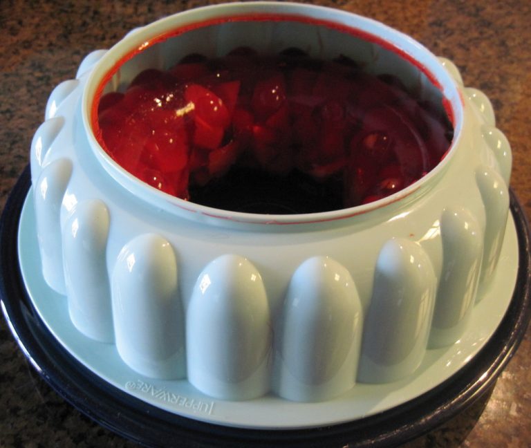 Tupperware Molds A Part of Our Holiday Traditions