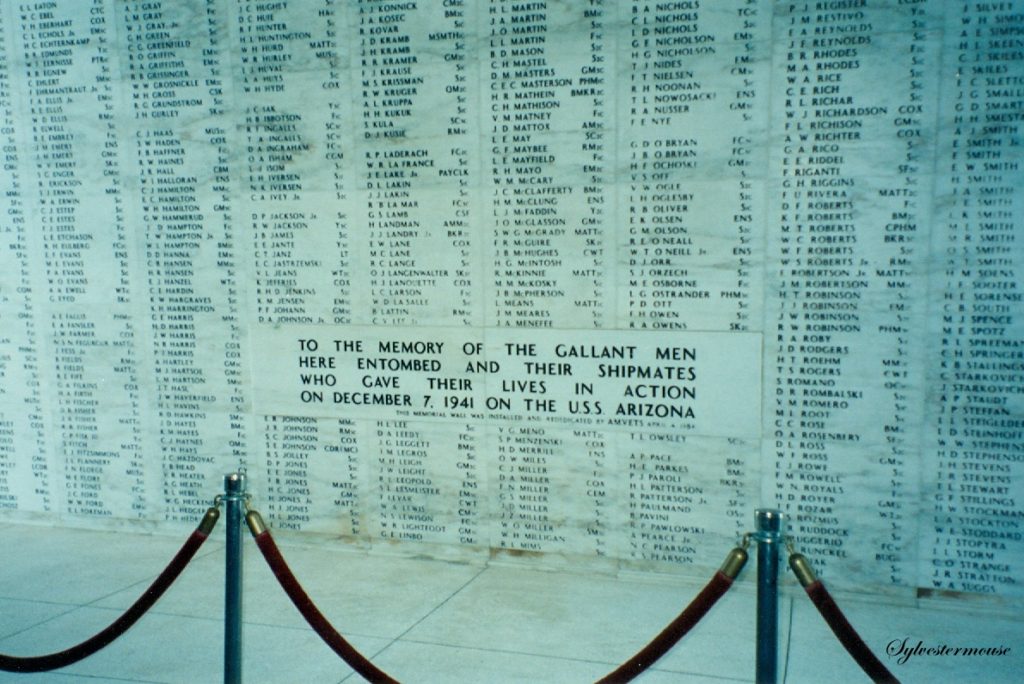 USS Arizona Memorial Photo by Sylvestermouse