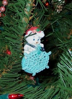 Crocheting Mouse Christmas tree ornament